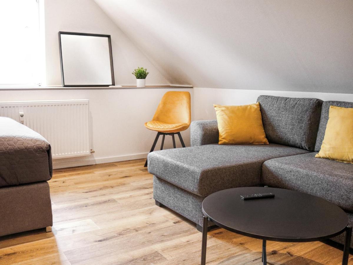 Lightplace • Groessere Gruppen • 4 Einzelzimmer • Boxspring • Smart Tv • Biergarten • Restaurant Braunschweig Esterno foto